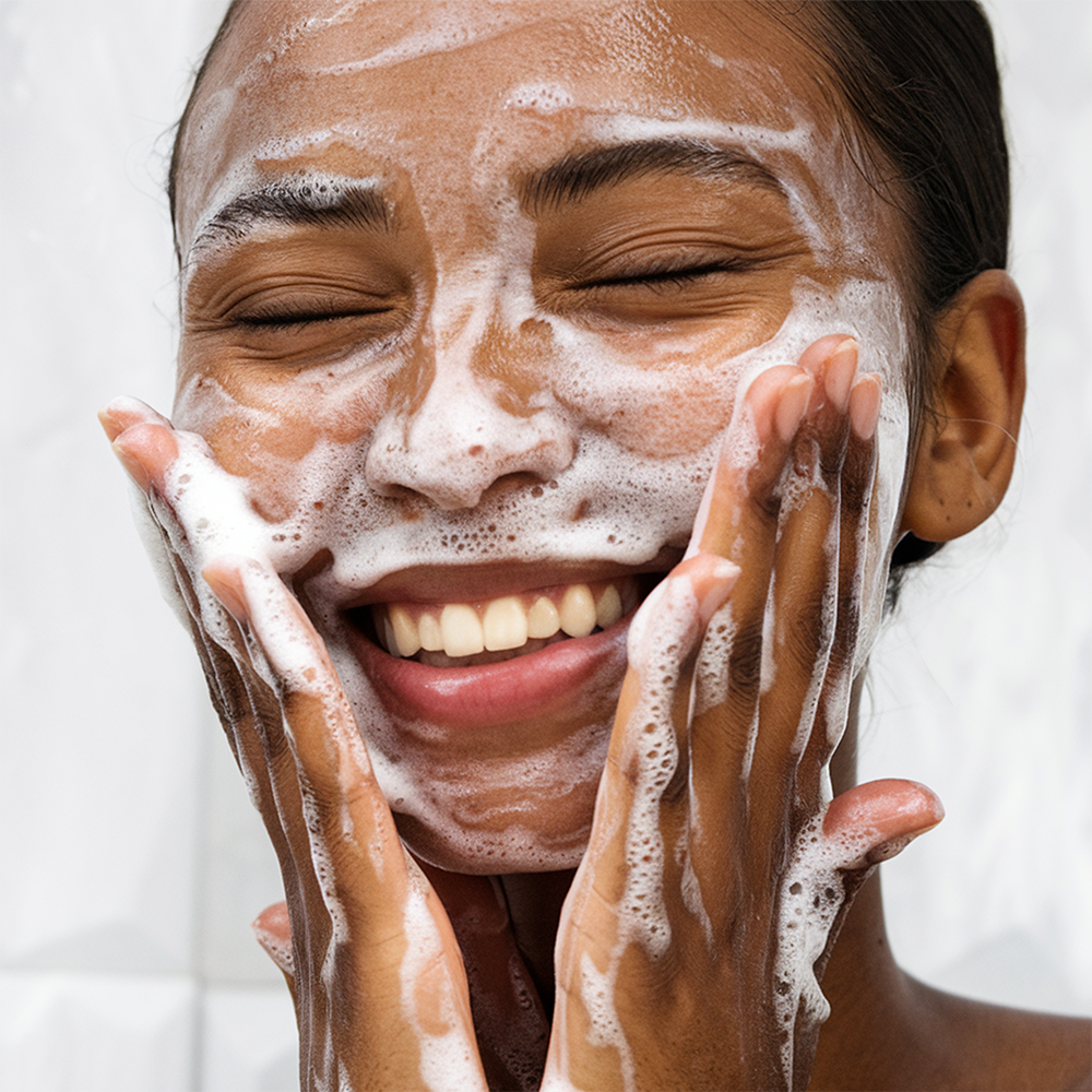Milky to Silky Foaming Oil Cleanser